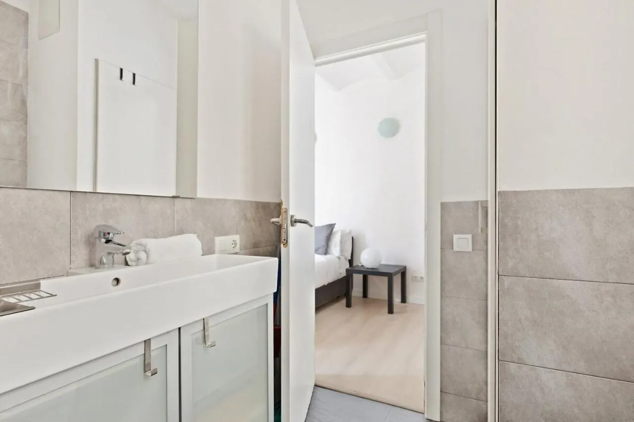 Cozy Apartment In Sagrada Familia